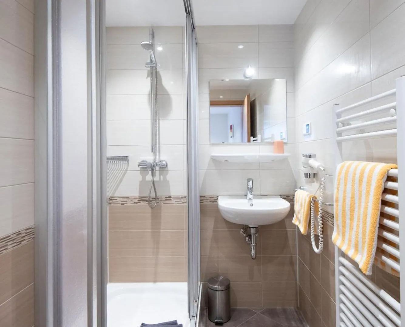Neckarperle Hotel Edingen-Neckarhausen