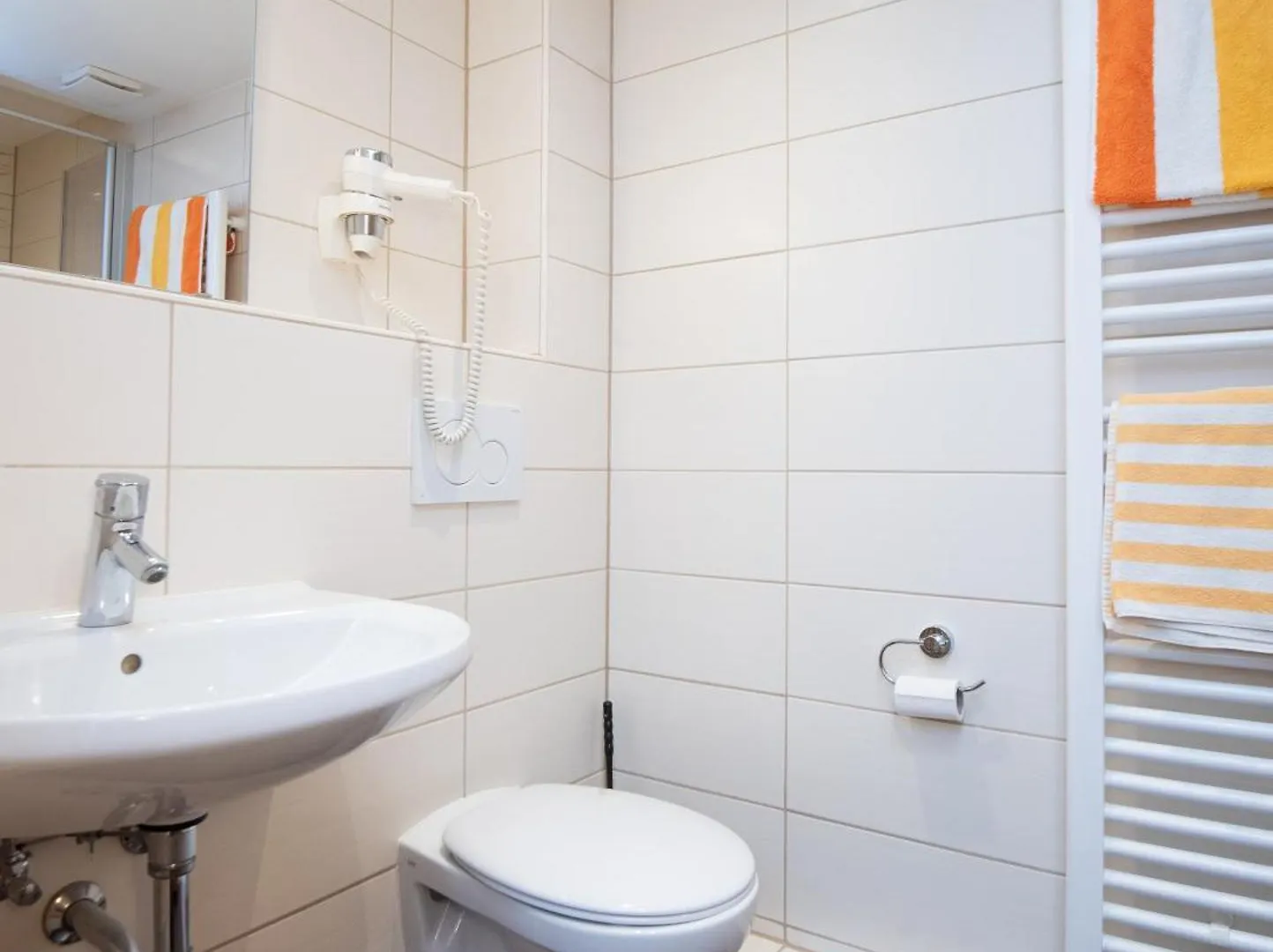 Neckarperle Hotel Edingen-Neckarhausen
